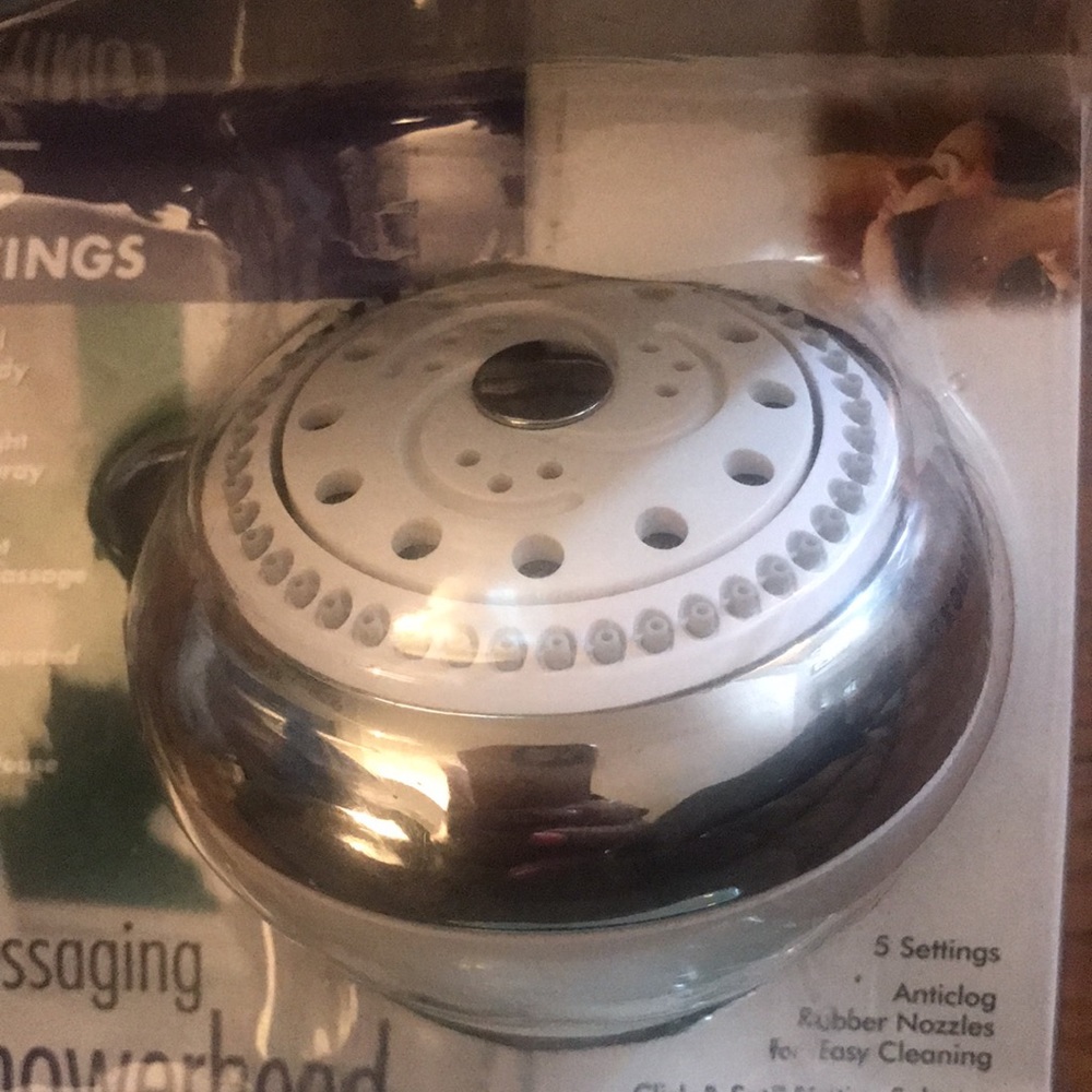 COPY - Massaging showerhead New